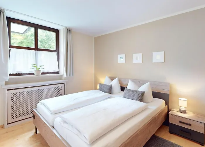 Jolien גרמיש-פרטנקירכן